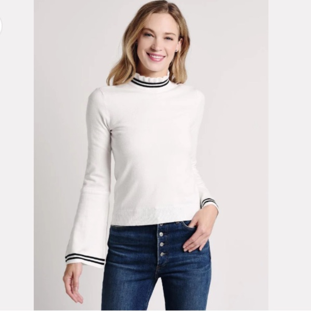 BB Dakota Lost in Translation Sweater